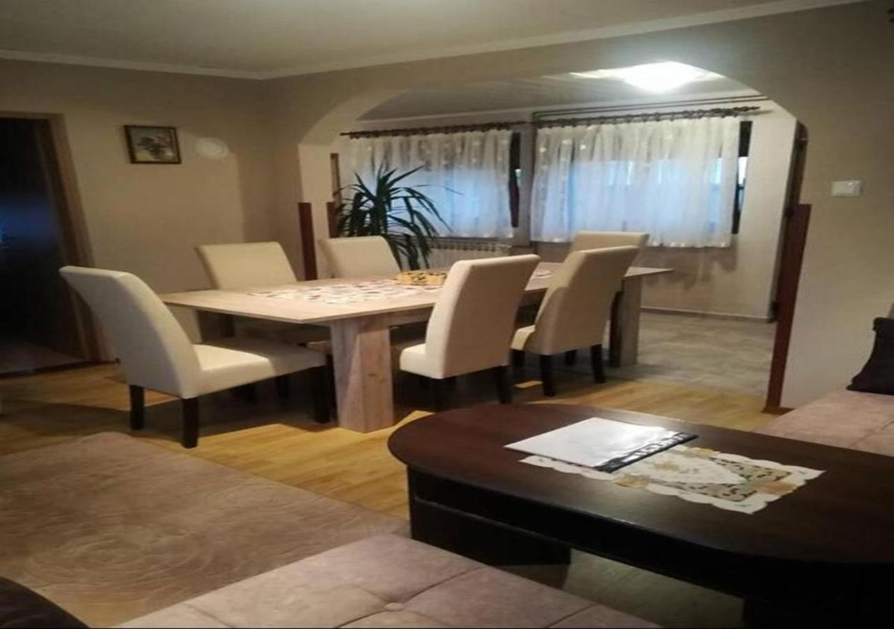 אוגולין Apartman Anna מראה חיצוני תמונה